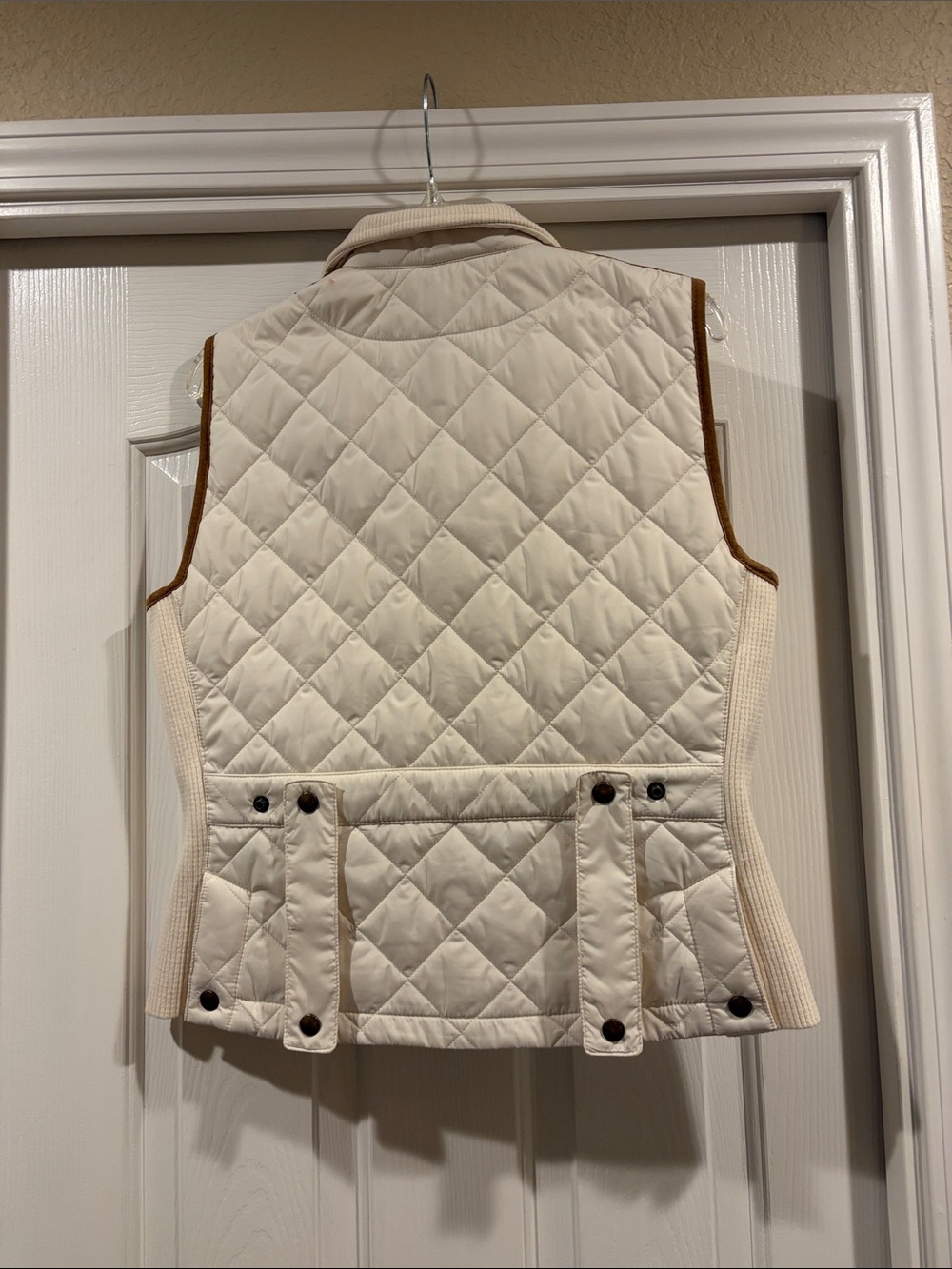 Ralph Lauren Cream Quilted Sleeveless Vest w/ Brown Suede Accents L like new - Picture 3 of 6